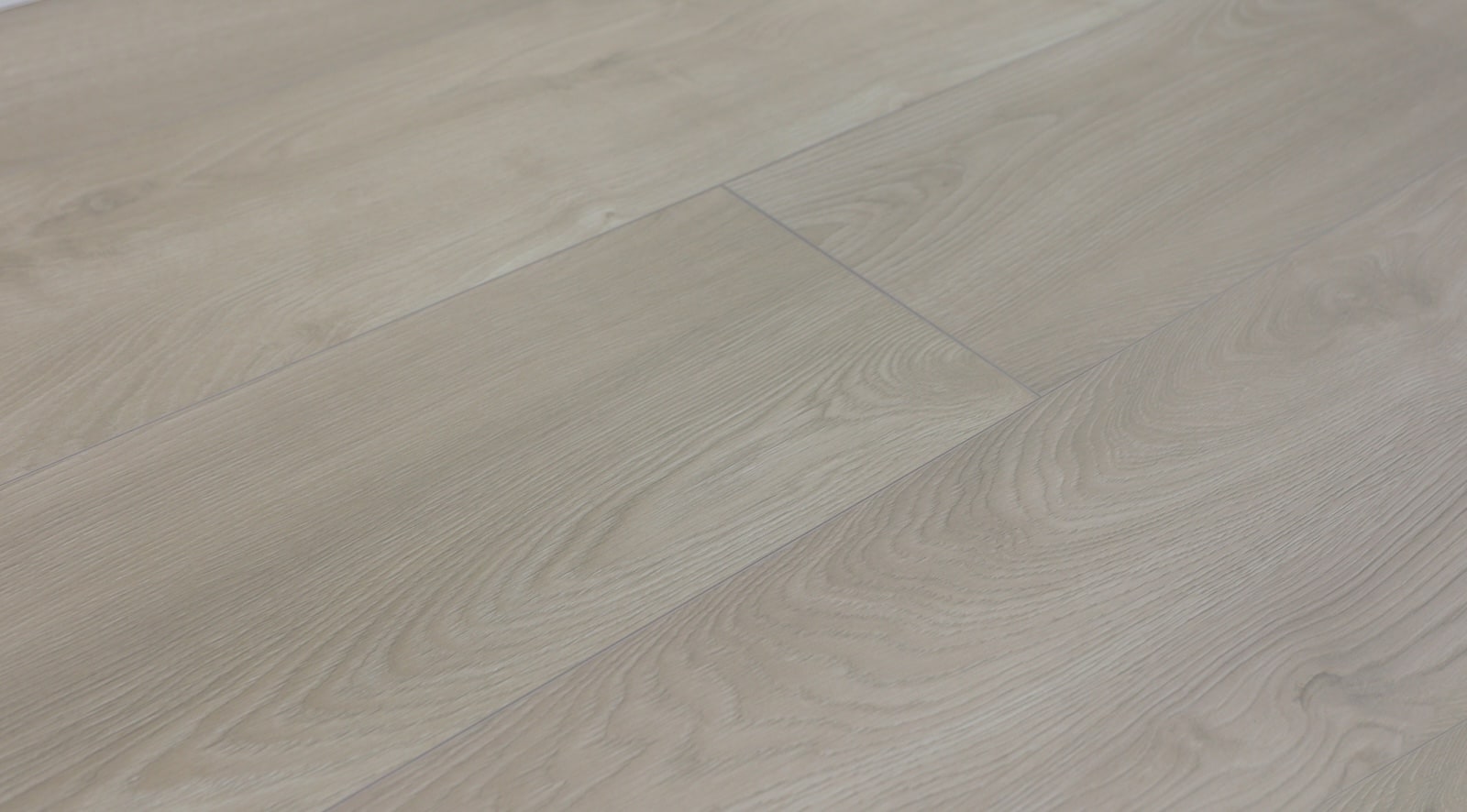 Pavimento laminato Mammut 4752 Makro Oak Light